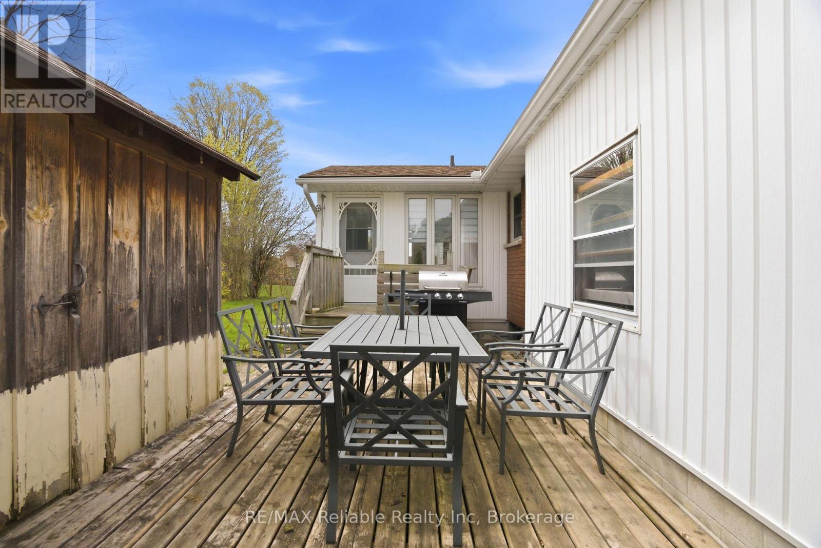 313 Krohmer Drive Property Photo 38