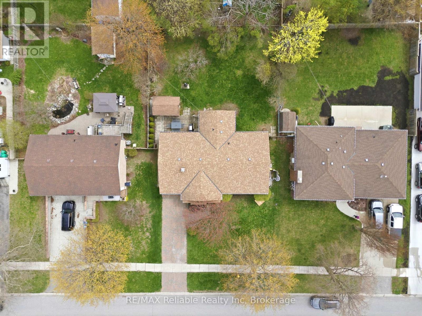 313 Krohmer Drive Property Photo 44