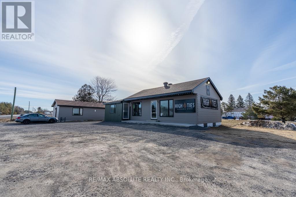 5785-5787 County Rd 17 Road Property Photo 1