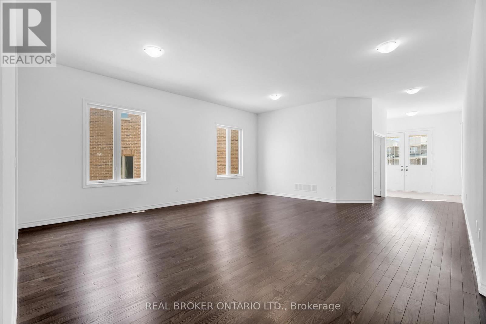 430 Vandusen Avenue Property Photo 10