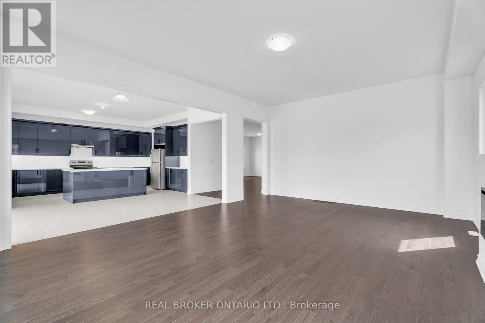 430 Vandusen Avenue Property Photo 15