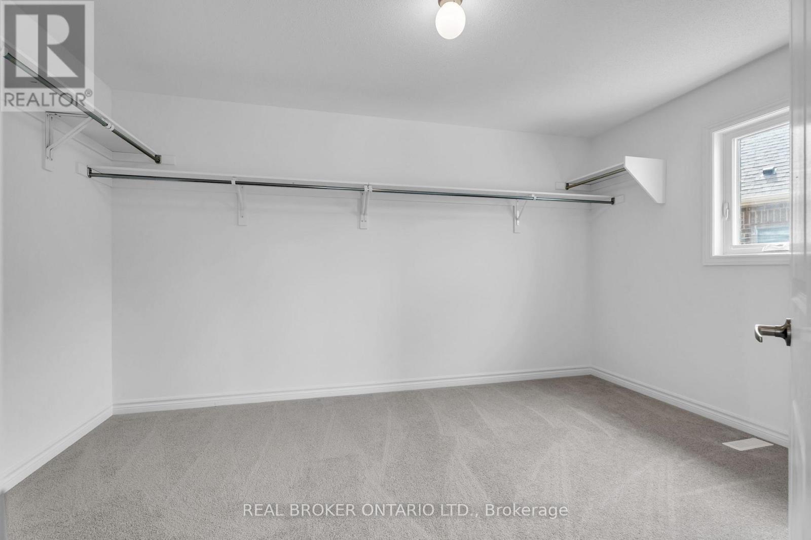 430 Vandusen Avenue Property Photo 38