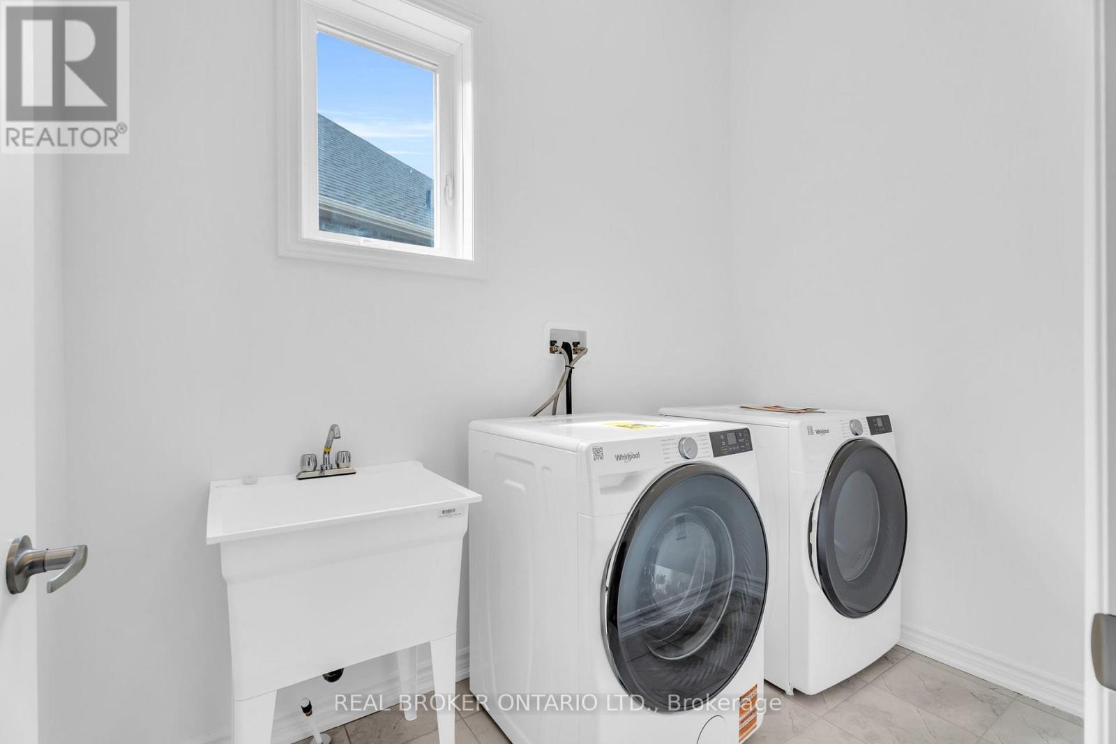 430 Vandusen Avenue Property Photo 47