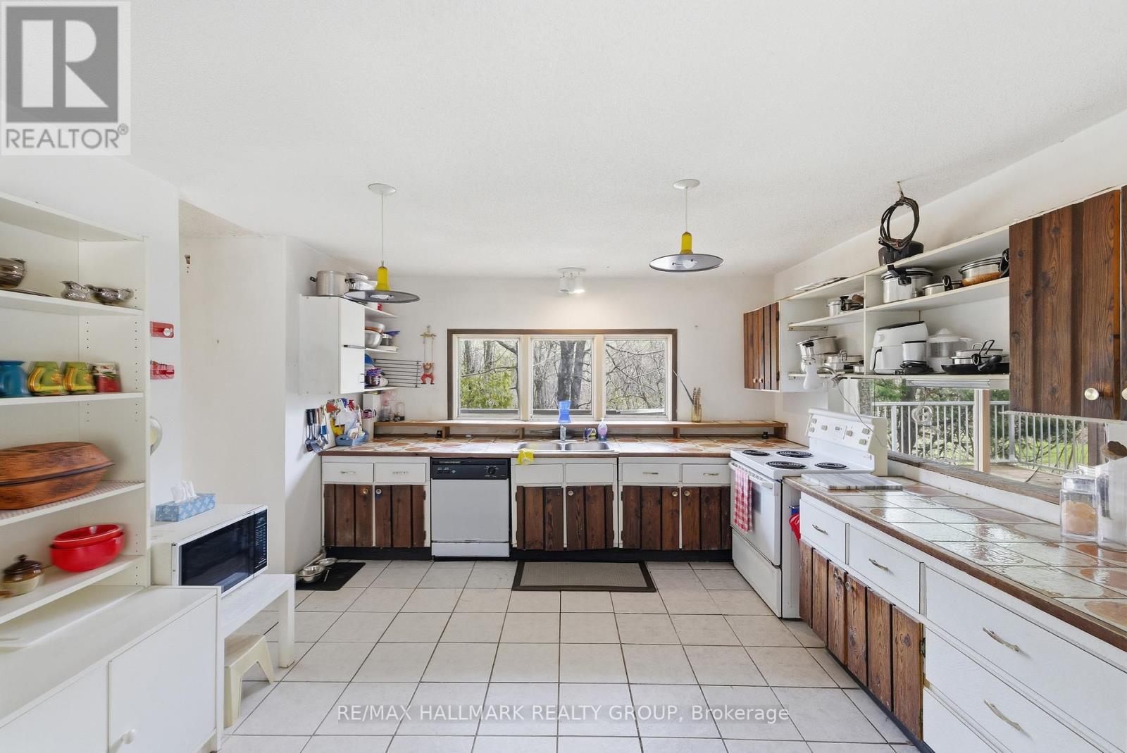 111 Elmgrove Road Property Photo 18