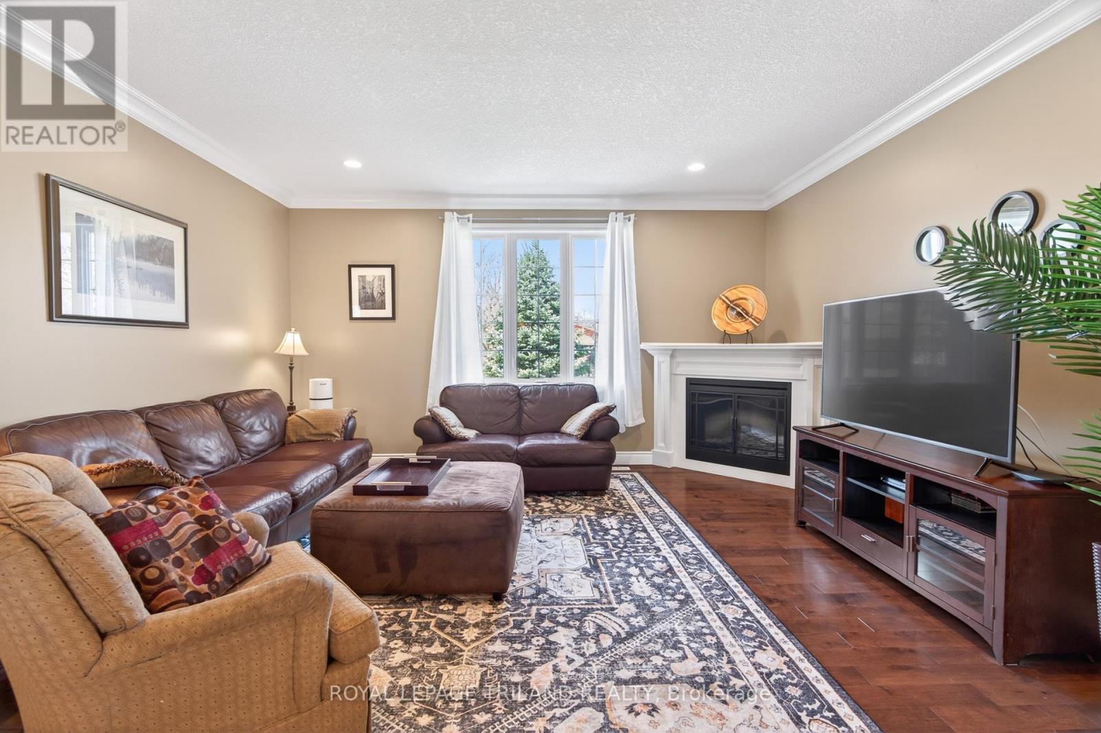 40 Fieldstone Crescent Property Photo 11
