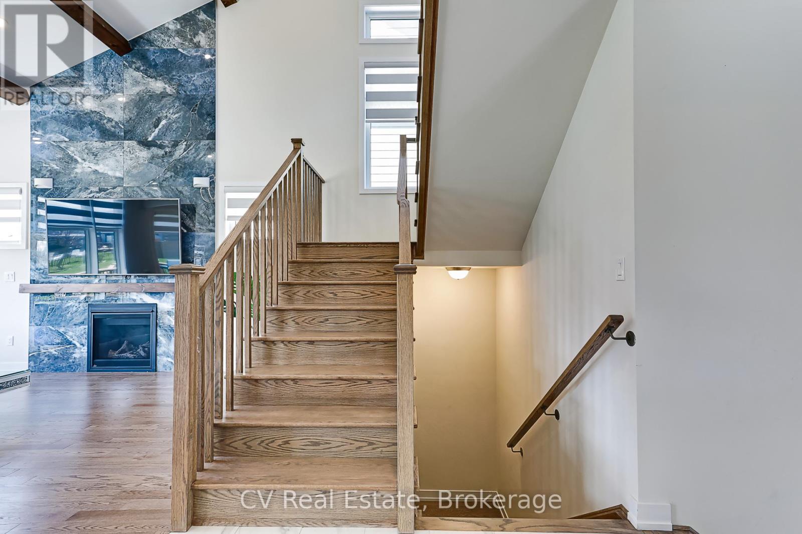 111 Stoneleigh Drive Property Photo 19