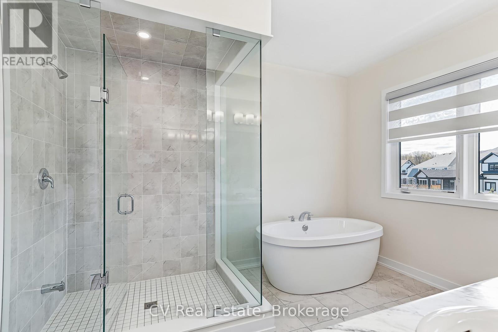 111 Stoneleigh Drive Property Photo 23