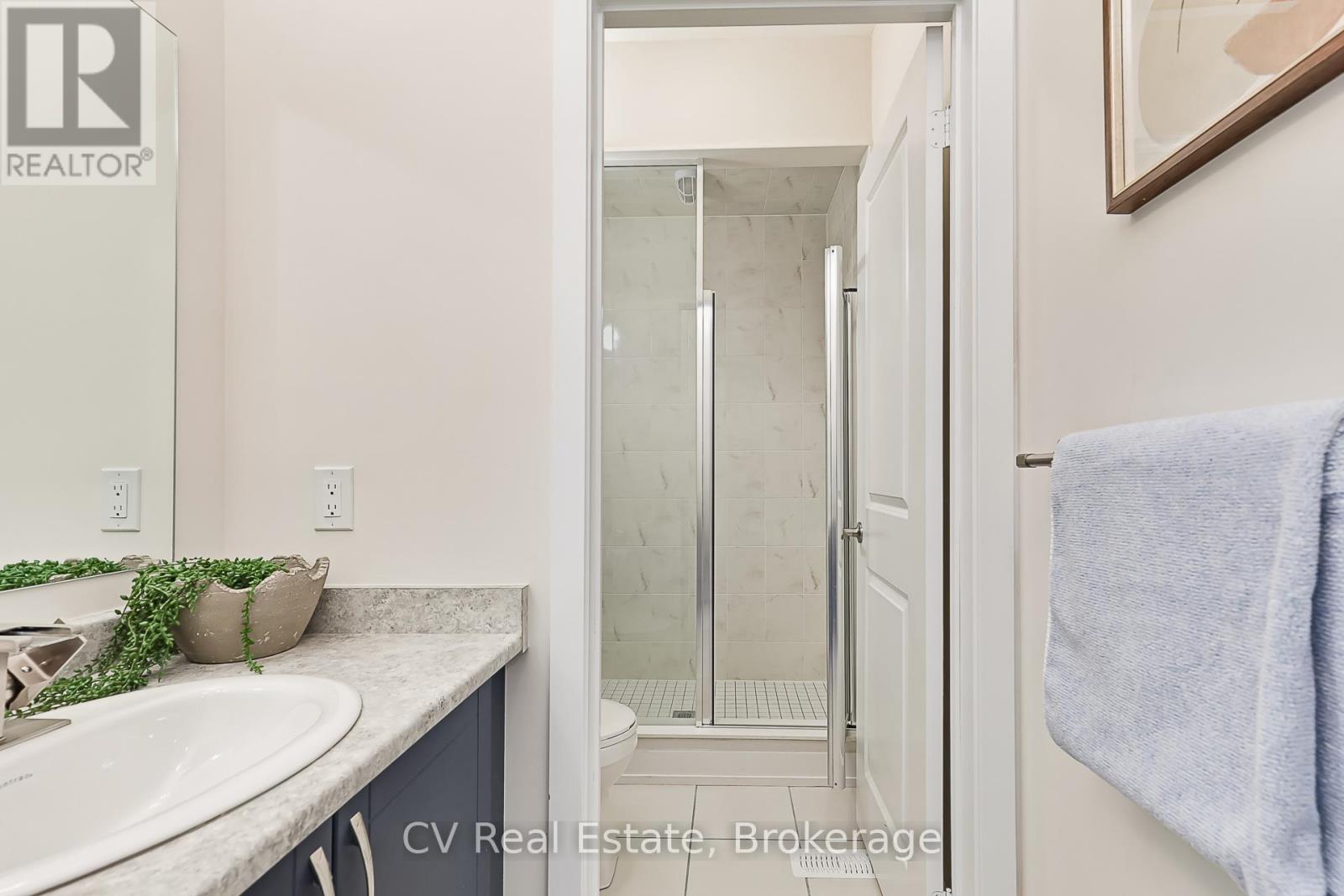 111 Stoneleigh Drive Property Photo 31