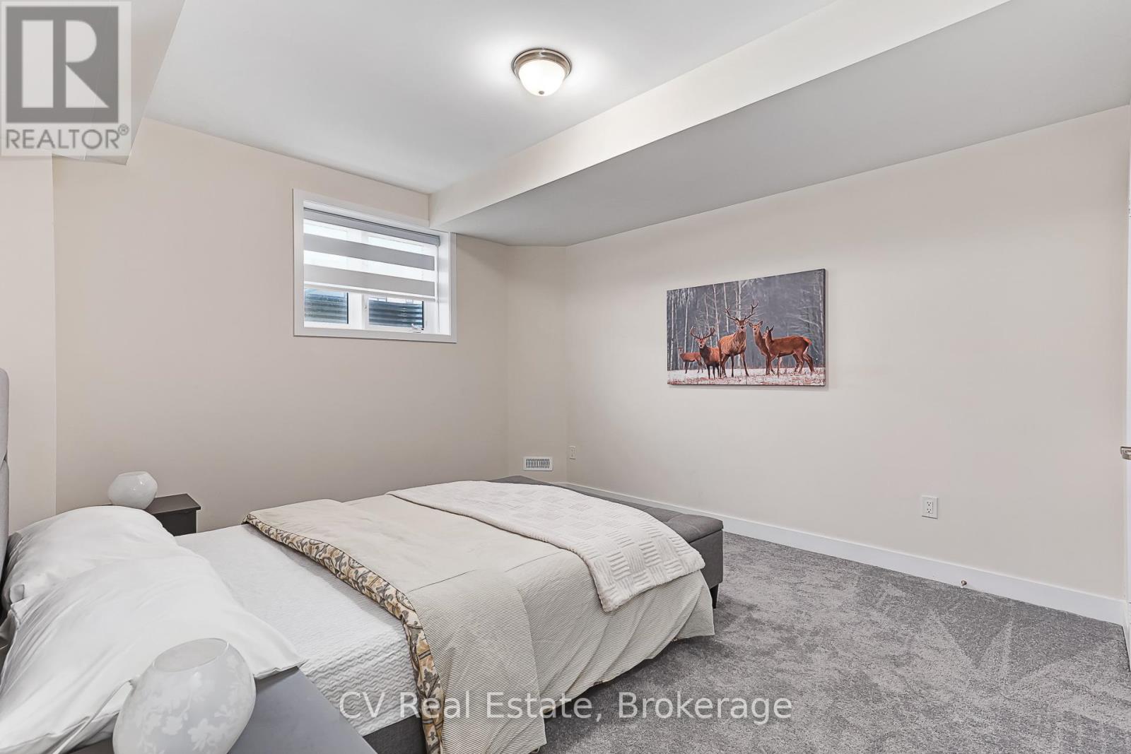 111 Stoneleigh Drive Property Photo 34