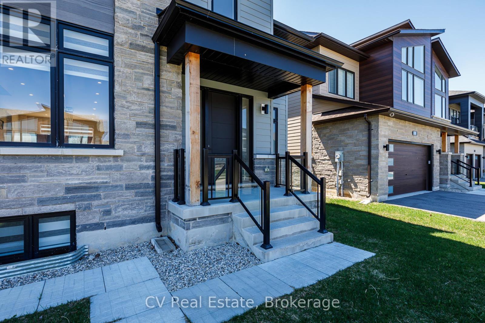 111 Stoneleigh Drive Property Photo 38