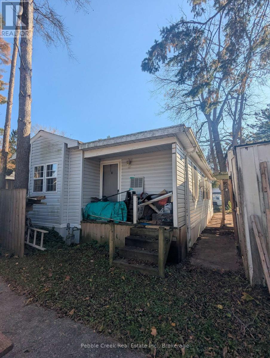 E8 Hickory - 77794 Orchard Line Property Photo 14
