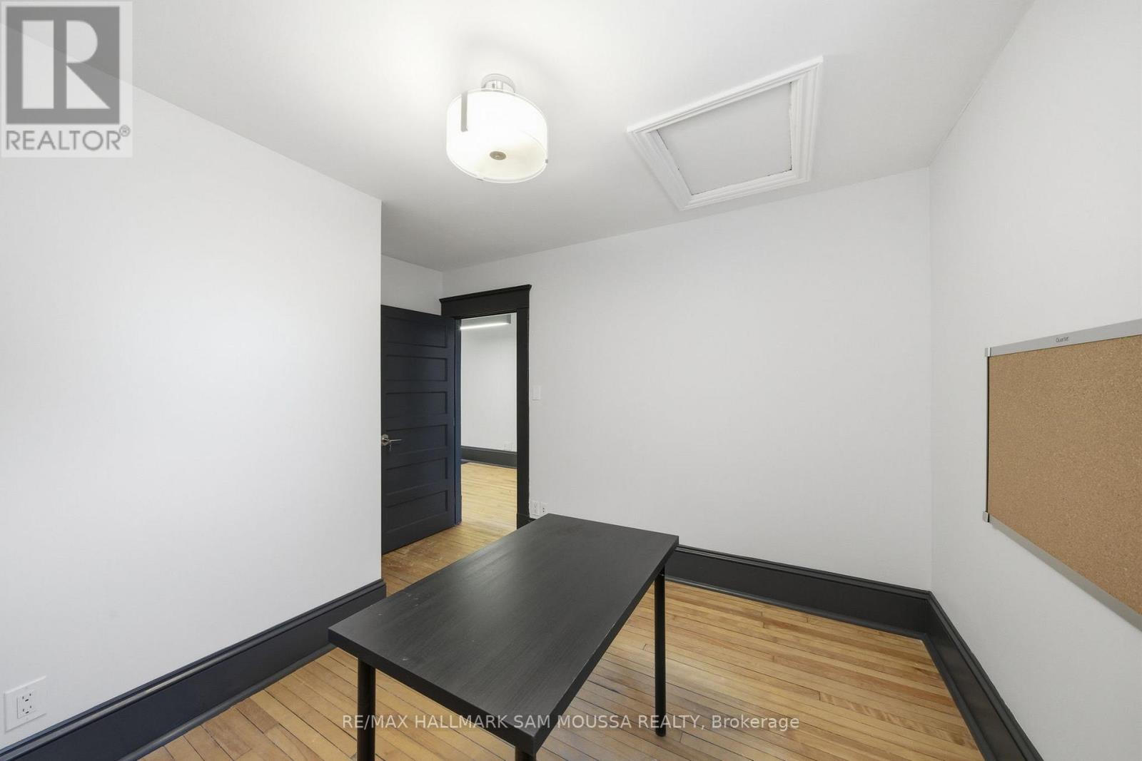 79 Hinton Avenue N Property Photo 29