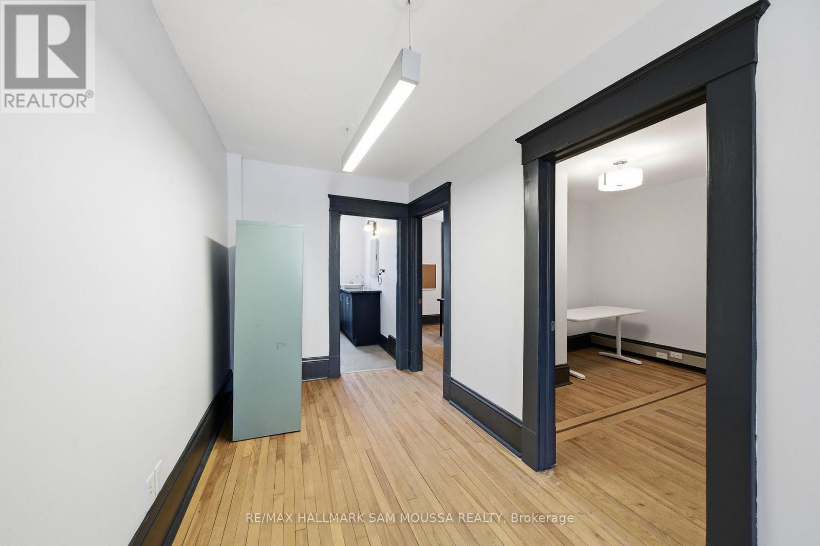 79 Hinton Avenue N Property Photo 31