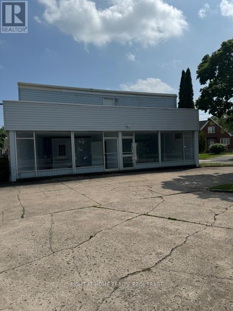 279 Niagara Street Property Photo 2