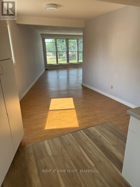 279 Niagara Street Property Photo 7