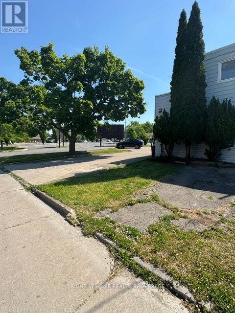 279 Niagara Street Property Photo 8
