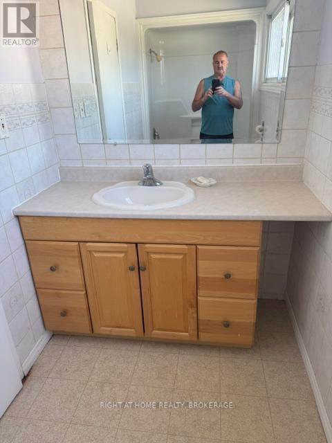 279 Niagara Street Property Photo 12