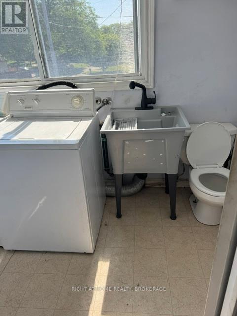 279 Niagara Street Property Photo 14