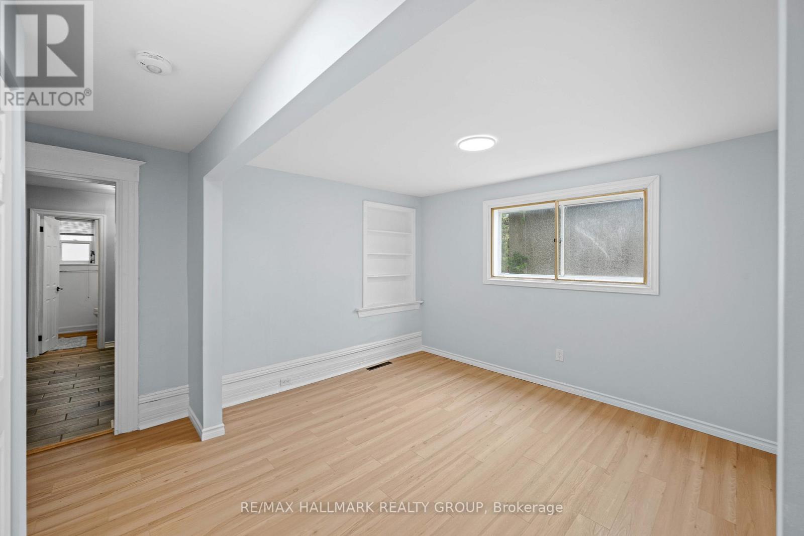 267 Park Street Property Photo 3