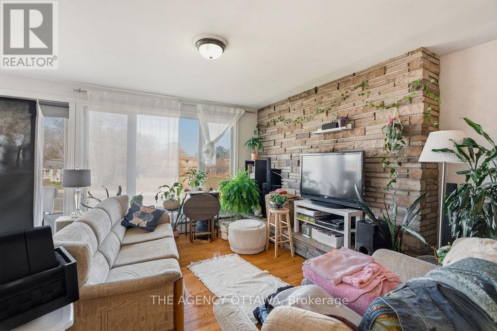 1310 Woodward Avenue Property Photo 21