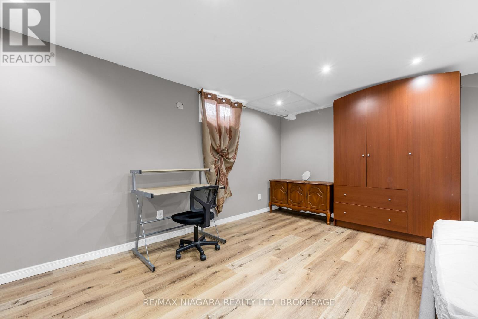 46 Macoomb Drive Property Photo 13