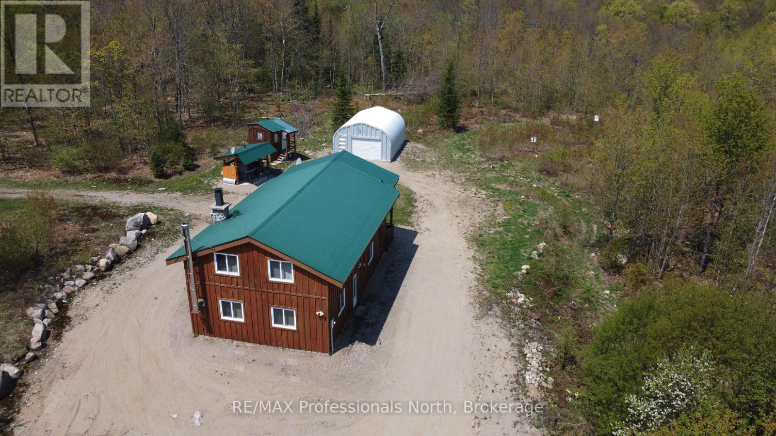 3944 CHETWYND ROAD