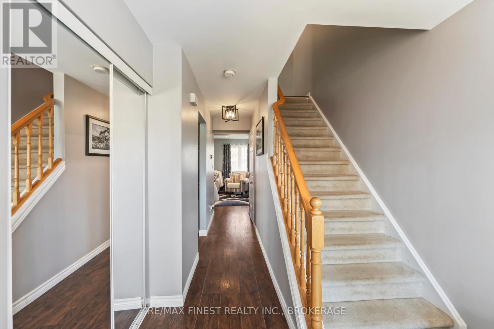 99 Mckeown Crescent Property Photo 8