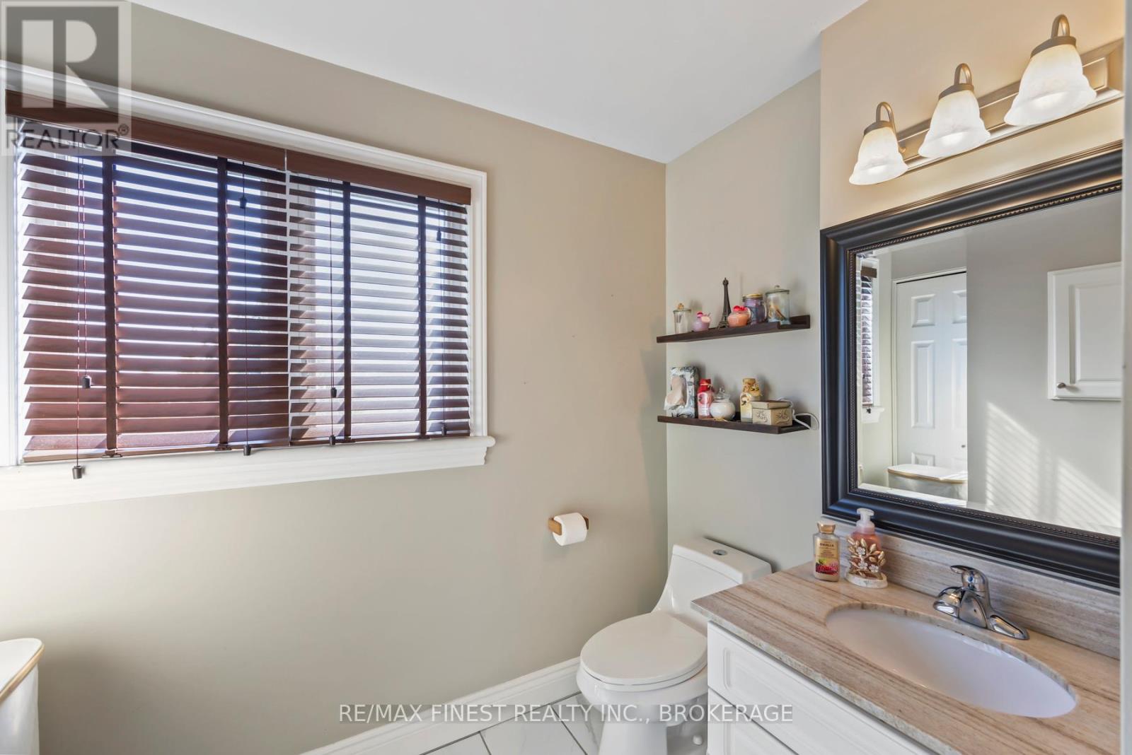 99 Mckeown Crescent Property Photo 24