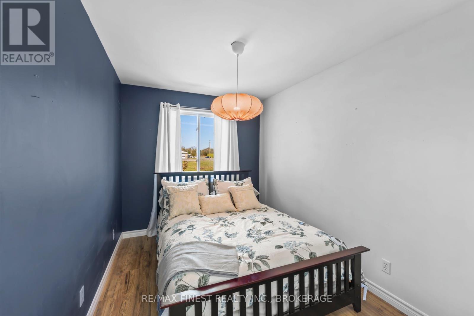 99 Mckeown Crescent Property Photo 25
