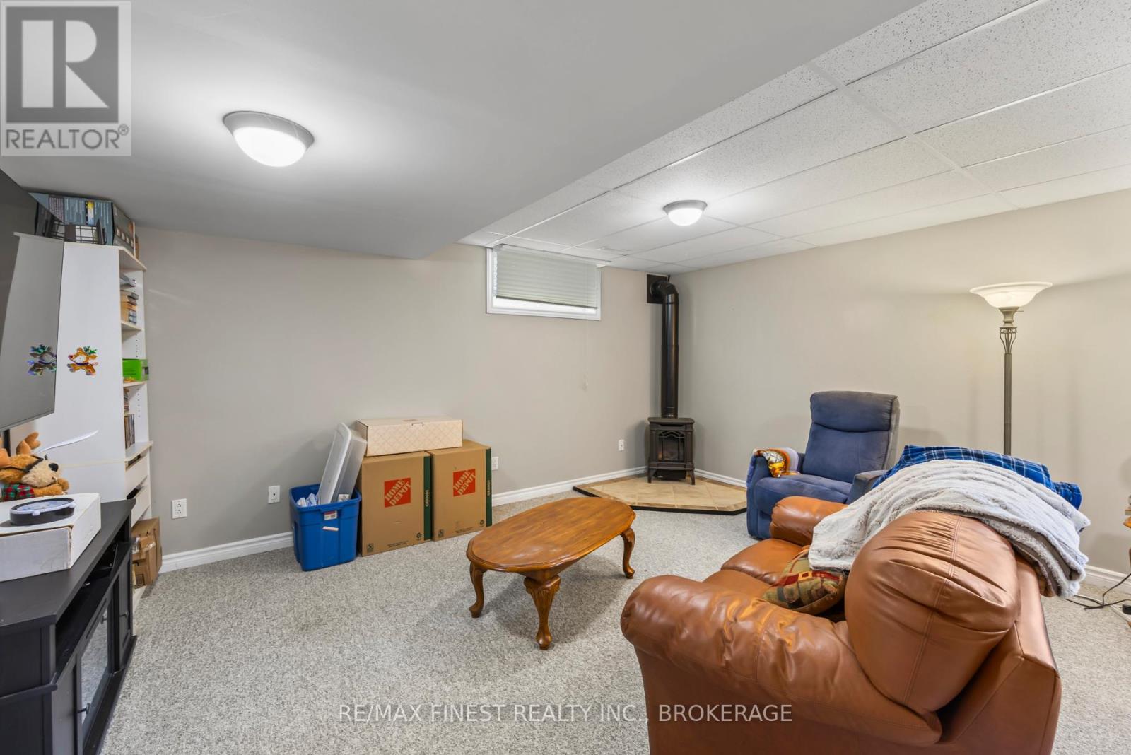 99 Mckeown Crescent Property Photo 35