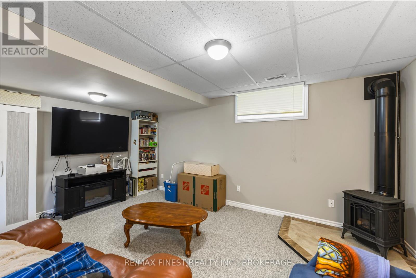 99 Mckeown Crescent Property Photo 37