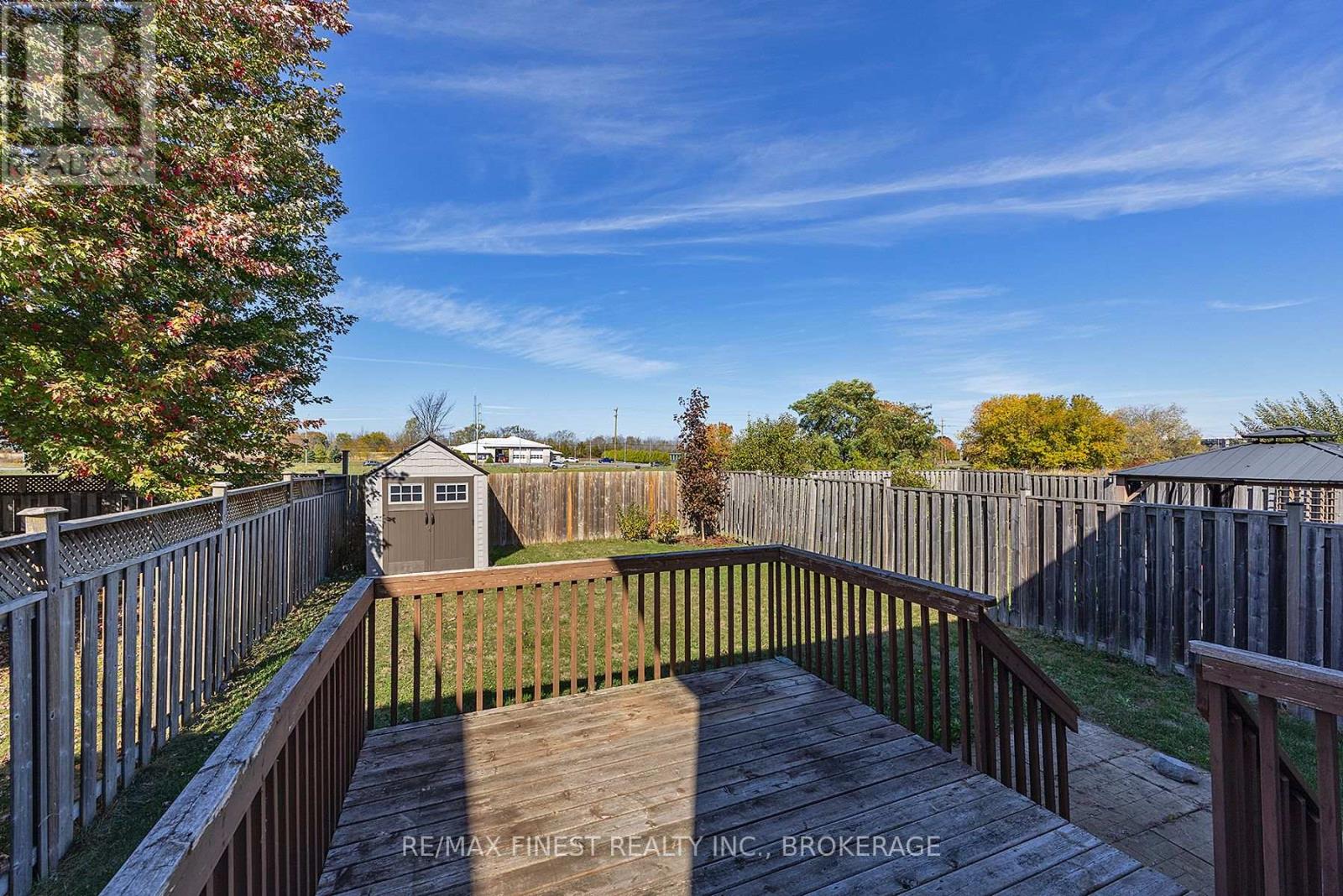 99 Mckeown Crescent Property Photo 43