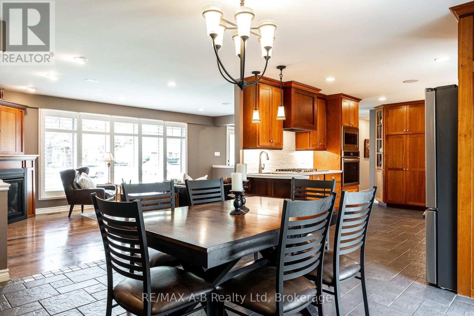 491 Elizabeth Street Property Photo 15
