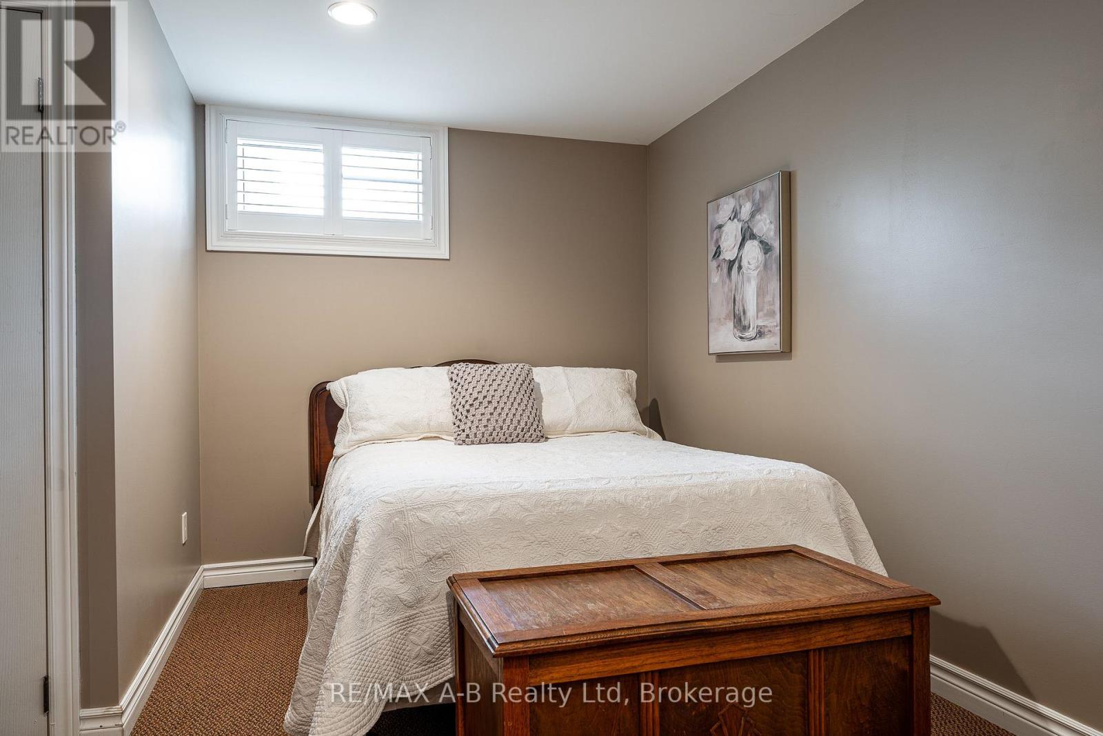 491 Elizabeth Street Property Photo 36