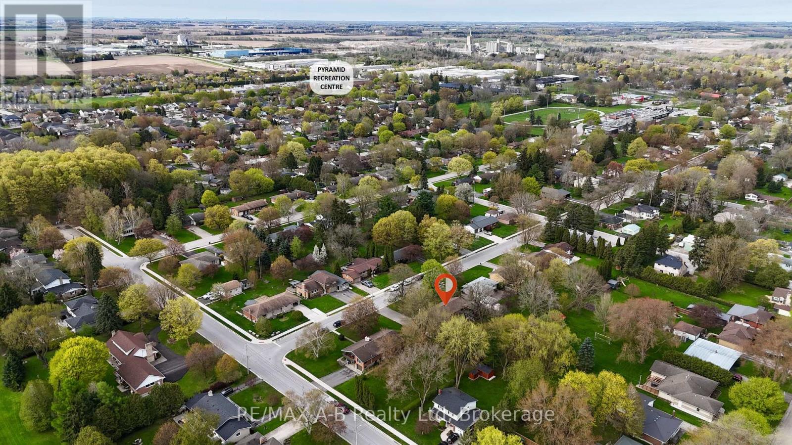 491 Elizabeth Street Property Photo 47