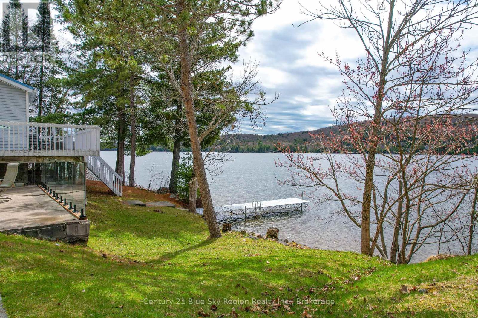 1421 Northshore Road Property Photo 3