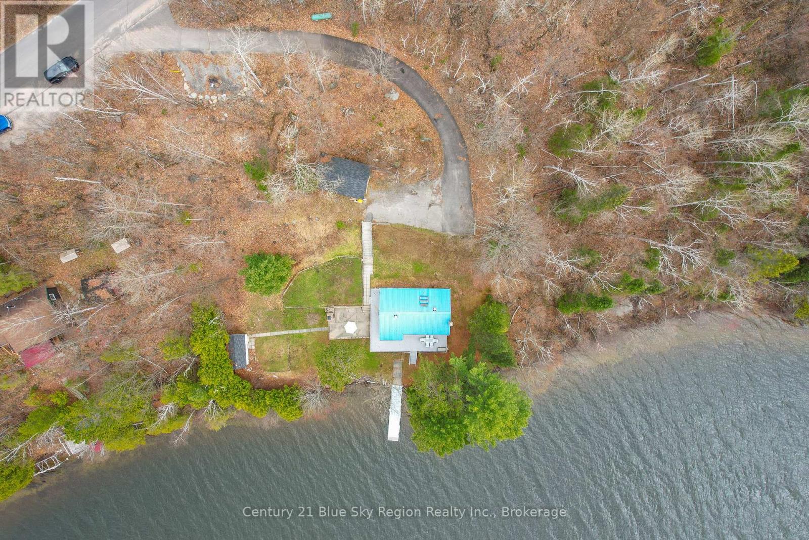 1421 Northshore Road Property Photo 8