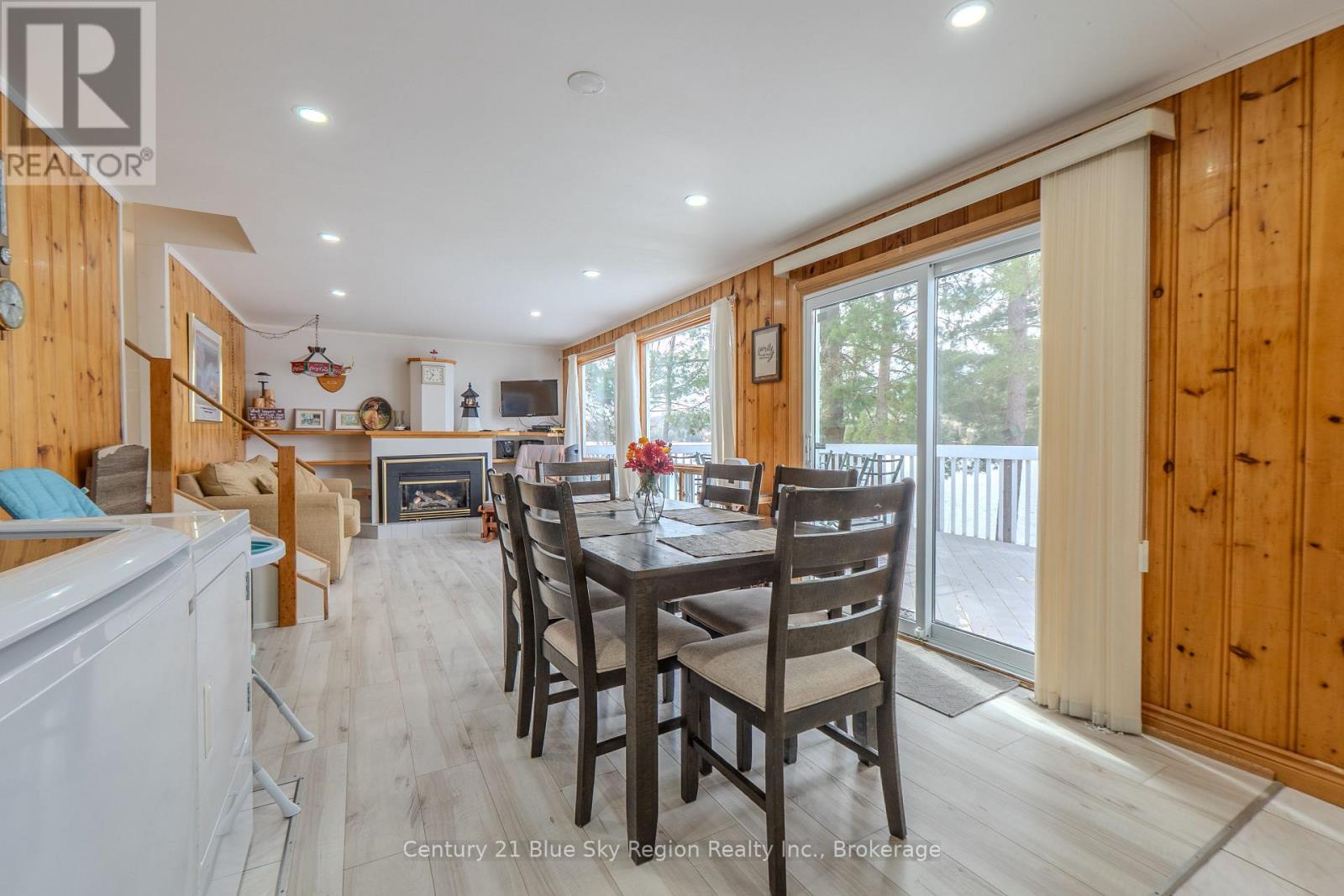 1421 Northshore Road Property Photo 14