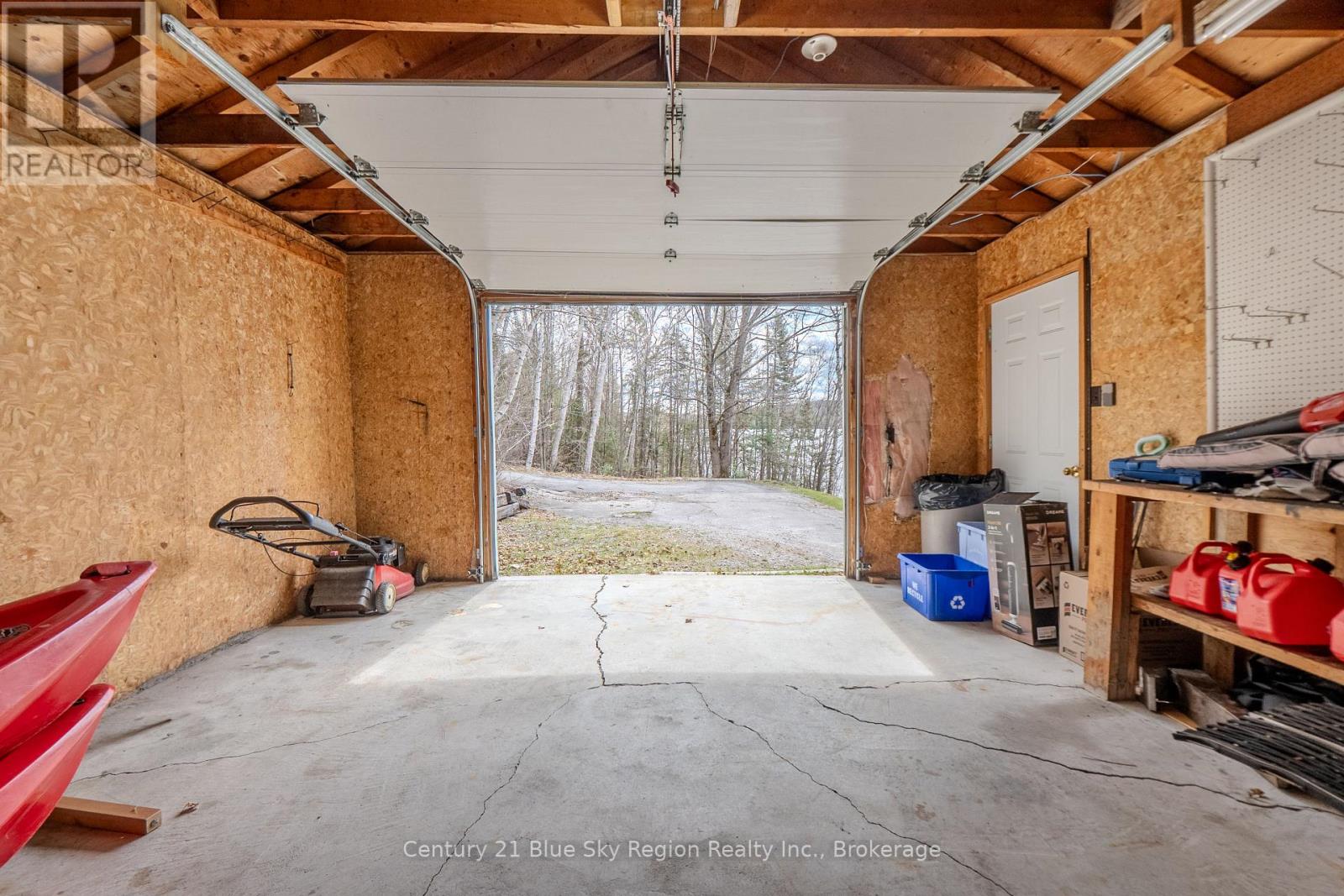 1421 Northshore Road Property Photo 23
