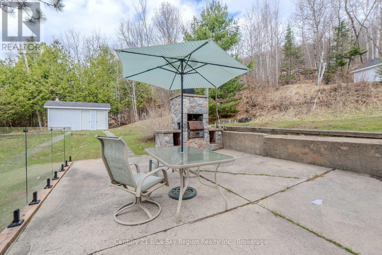 1421 Northshore Road Property Photo 24