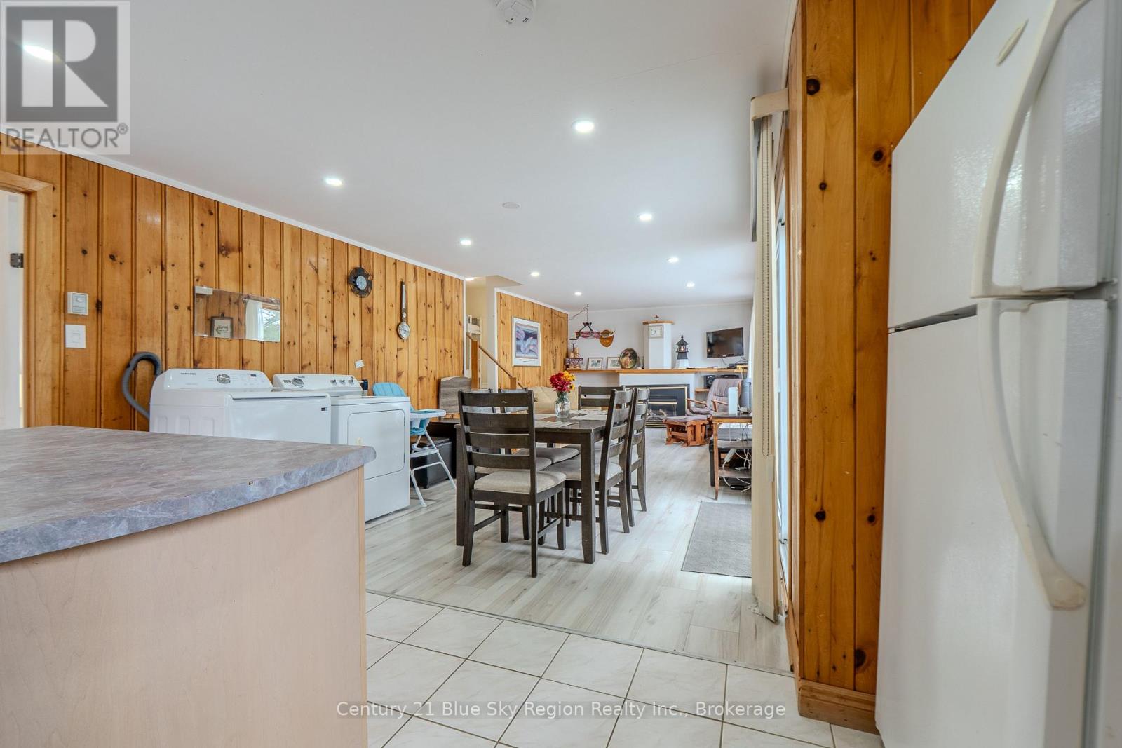 1421 Northshore Road Property Photo 32
