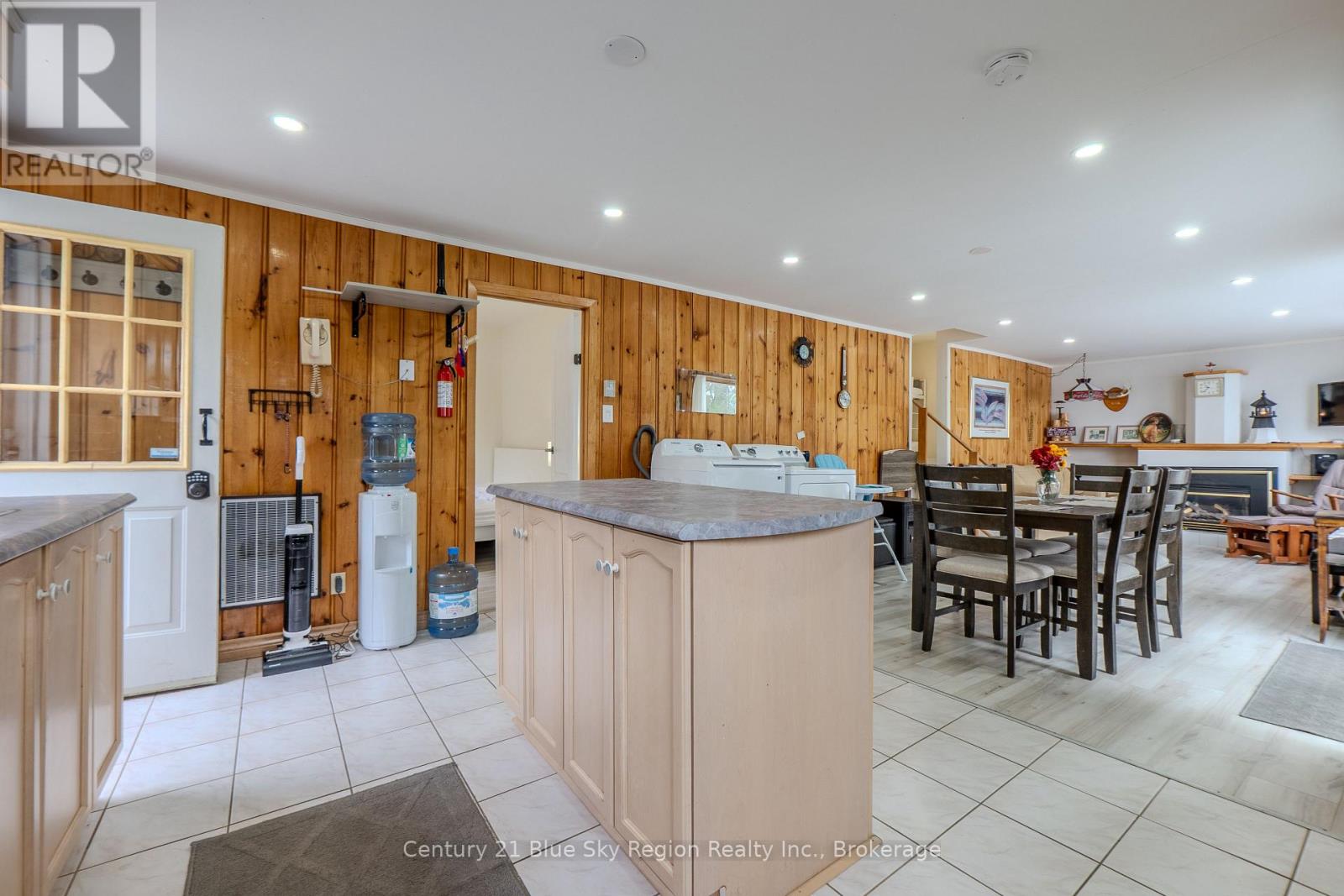 1421 Northshore Road Property Photo 35