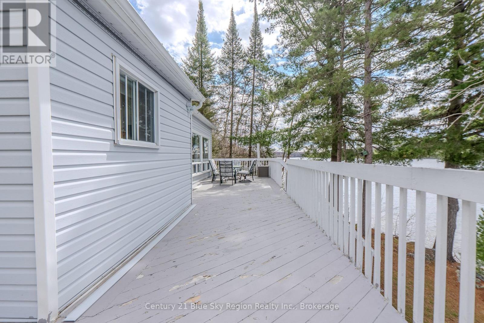 1421 Northshore Road Property Photo 37