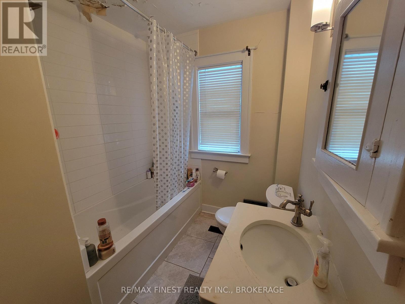 48 Dundas Street Property Photo 16