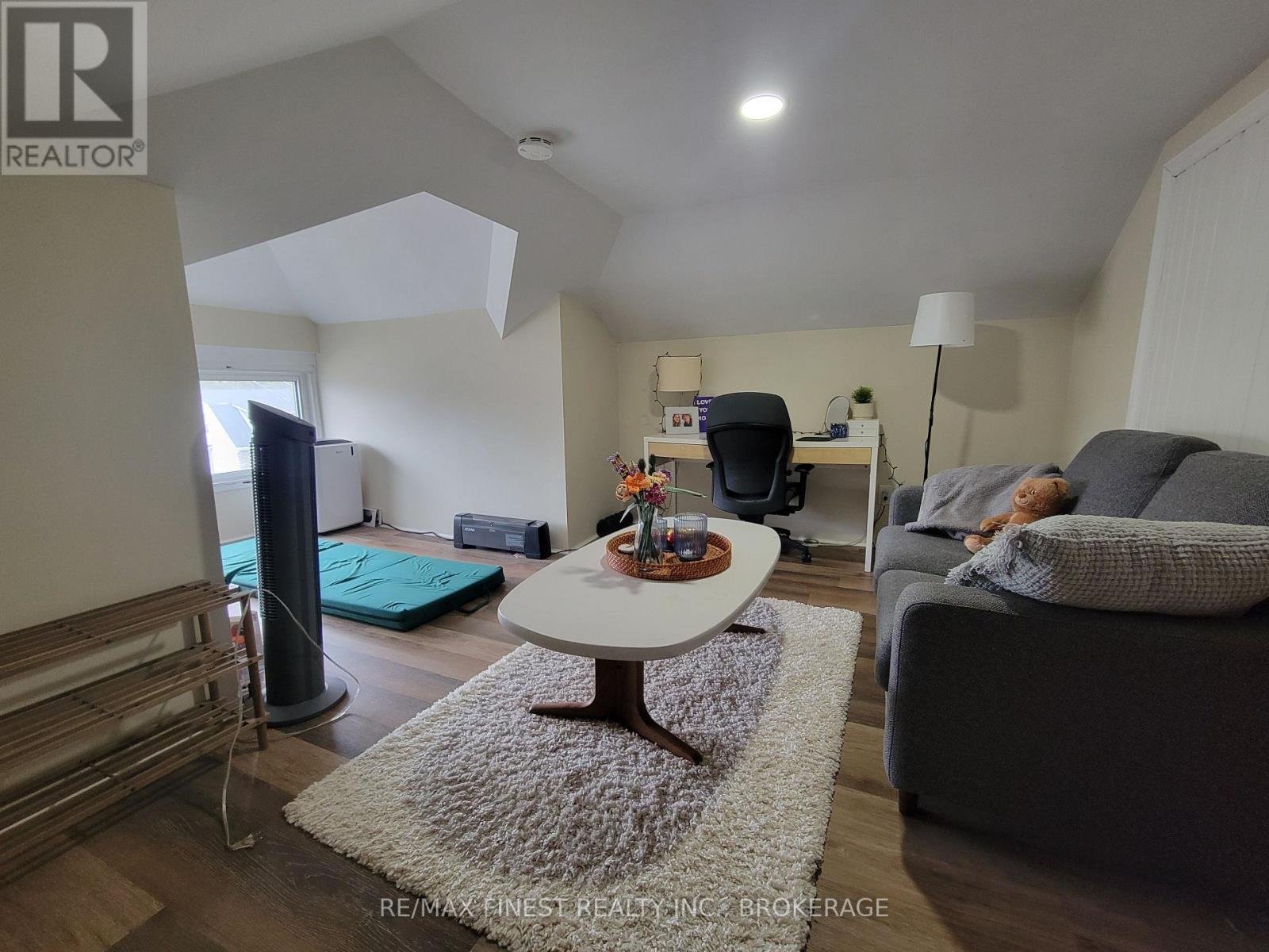 48 Dundas Street Property Photo 27
