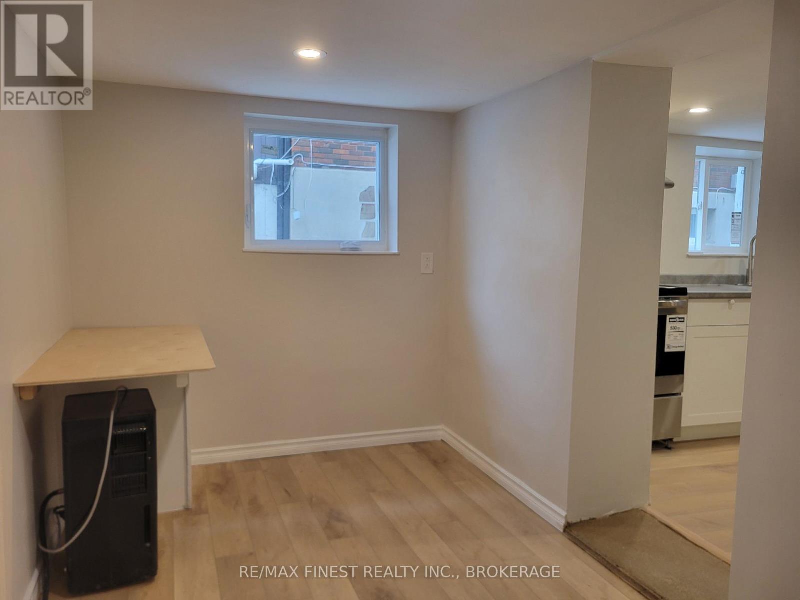 48 Dundas Street Property Photo 39