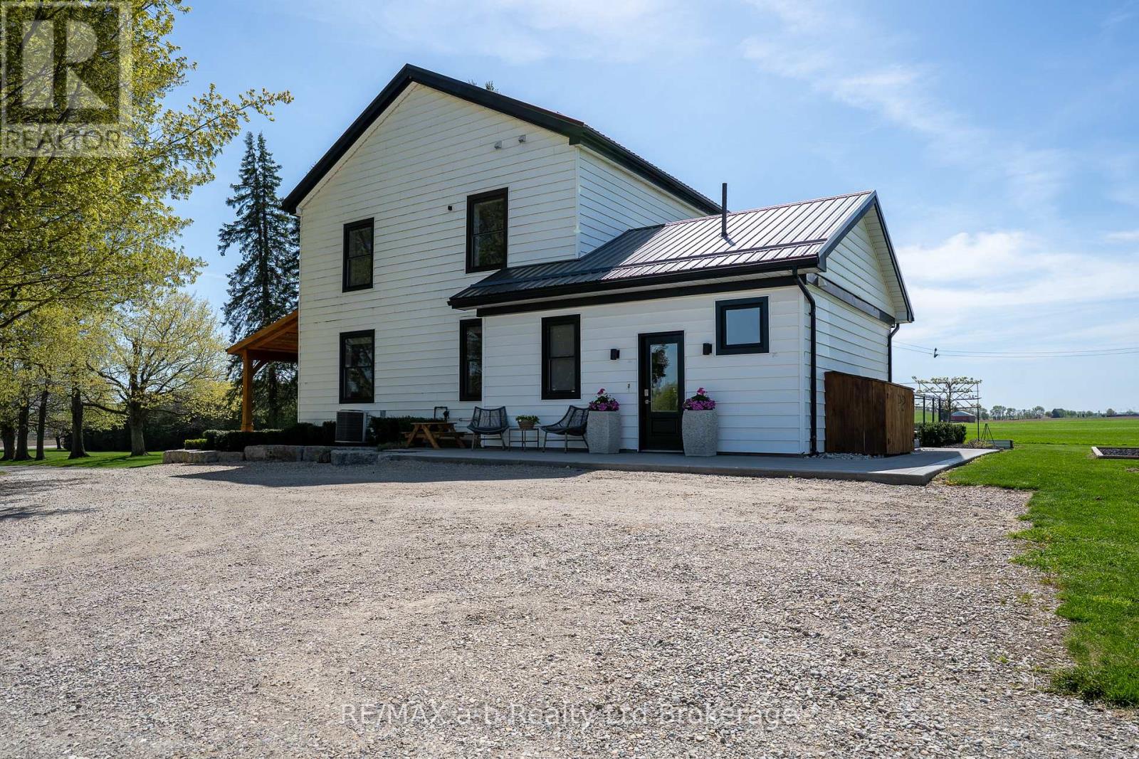 184911 Cornell Road Property Photo 9