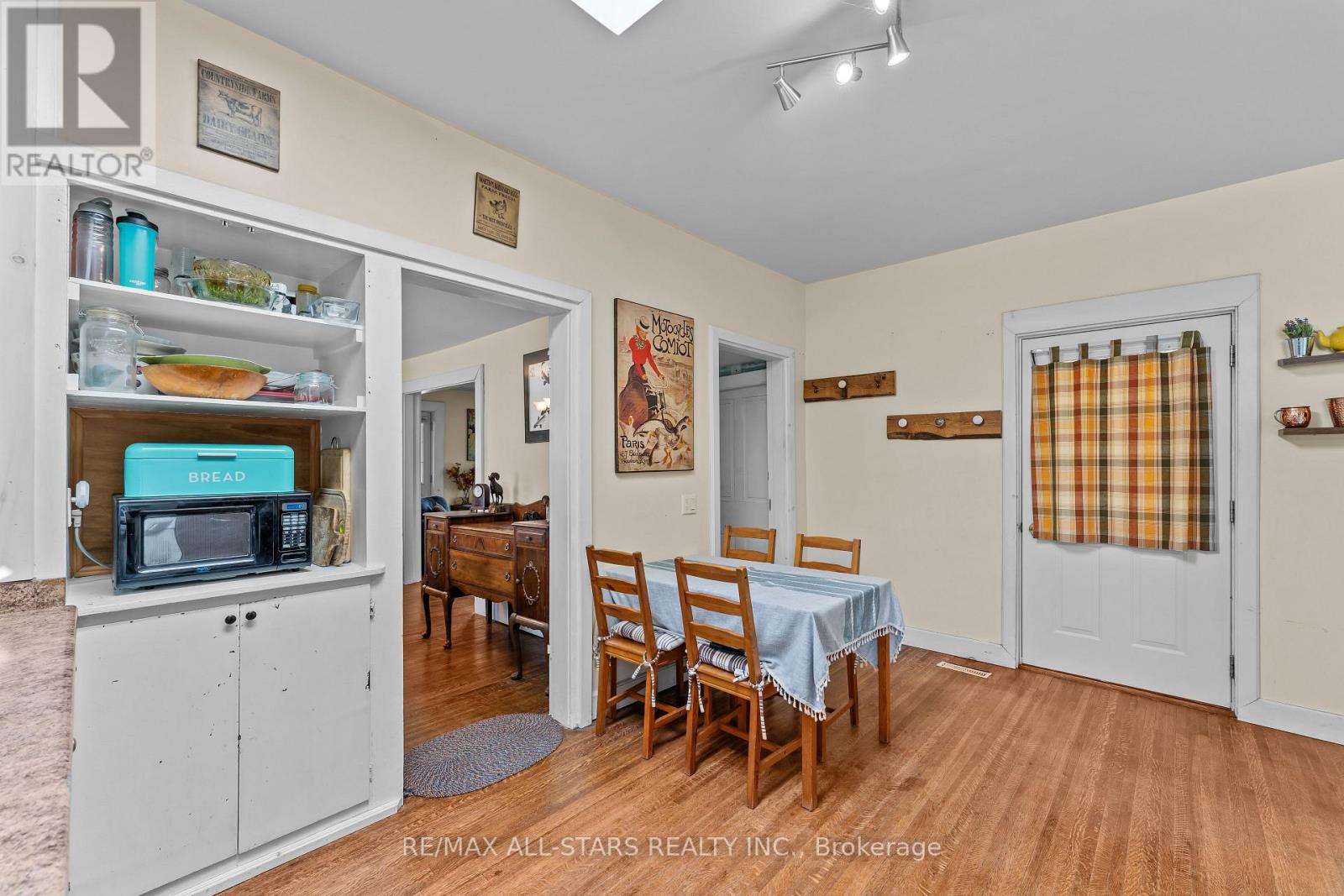39 Francis Street W Property Photo 10