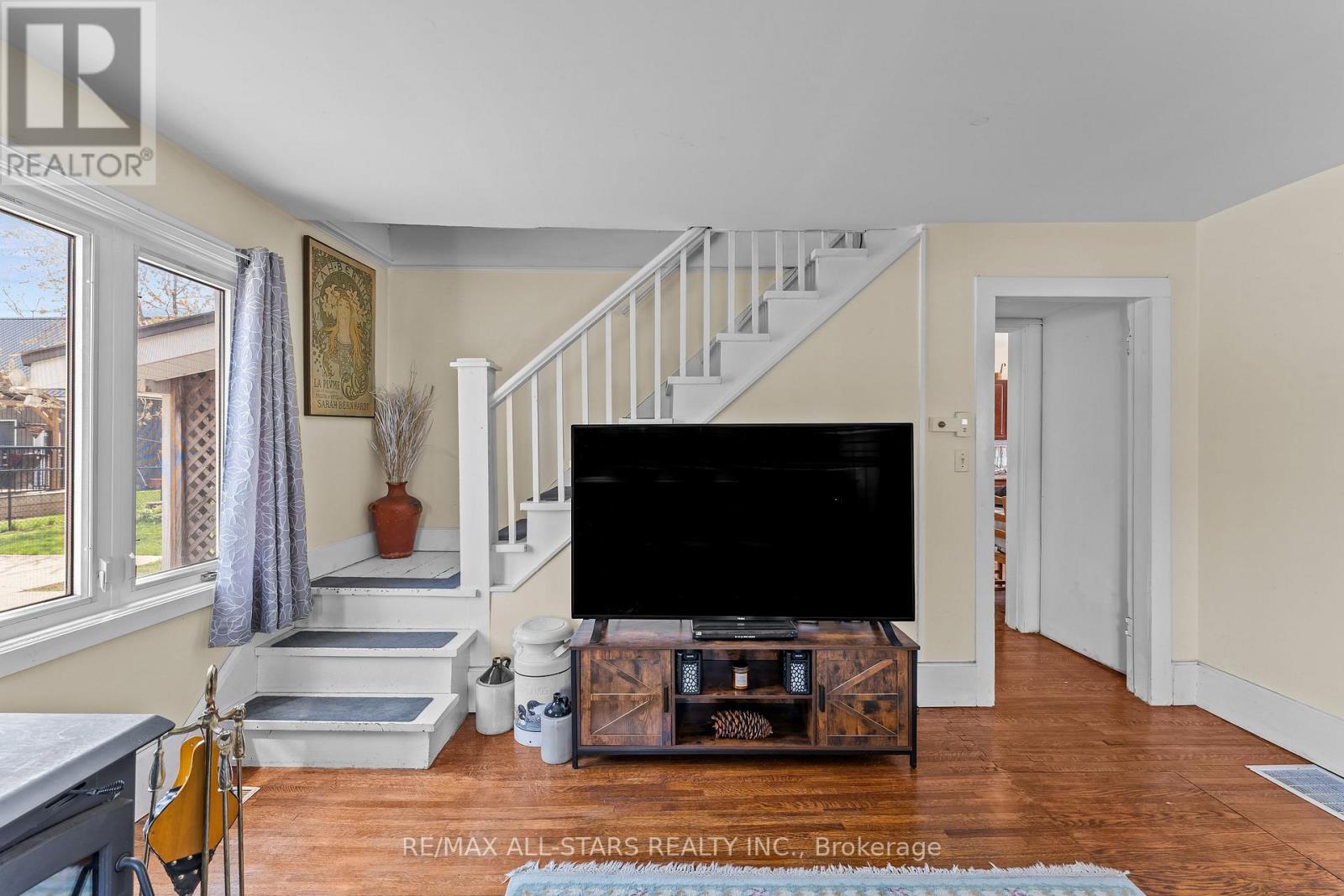 39 Francis Street W Property Photo 20