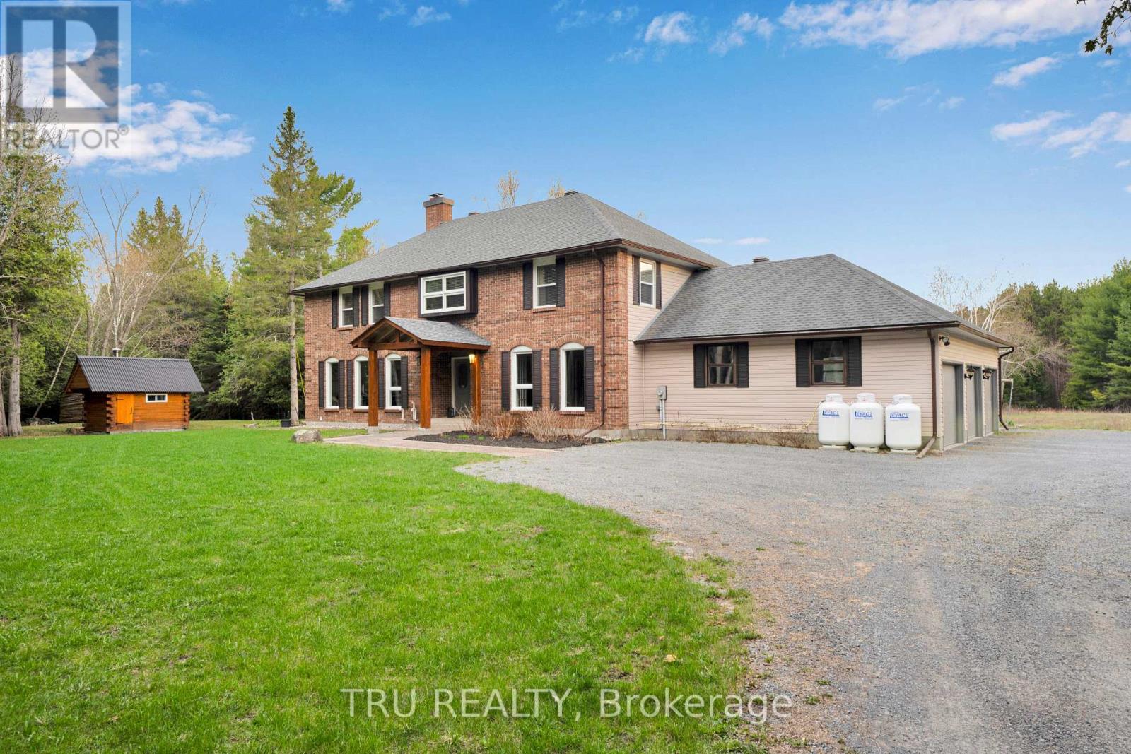 2529 MARSHWOOD ROAD Property Photo 1